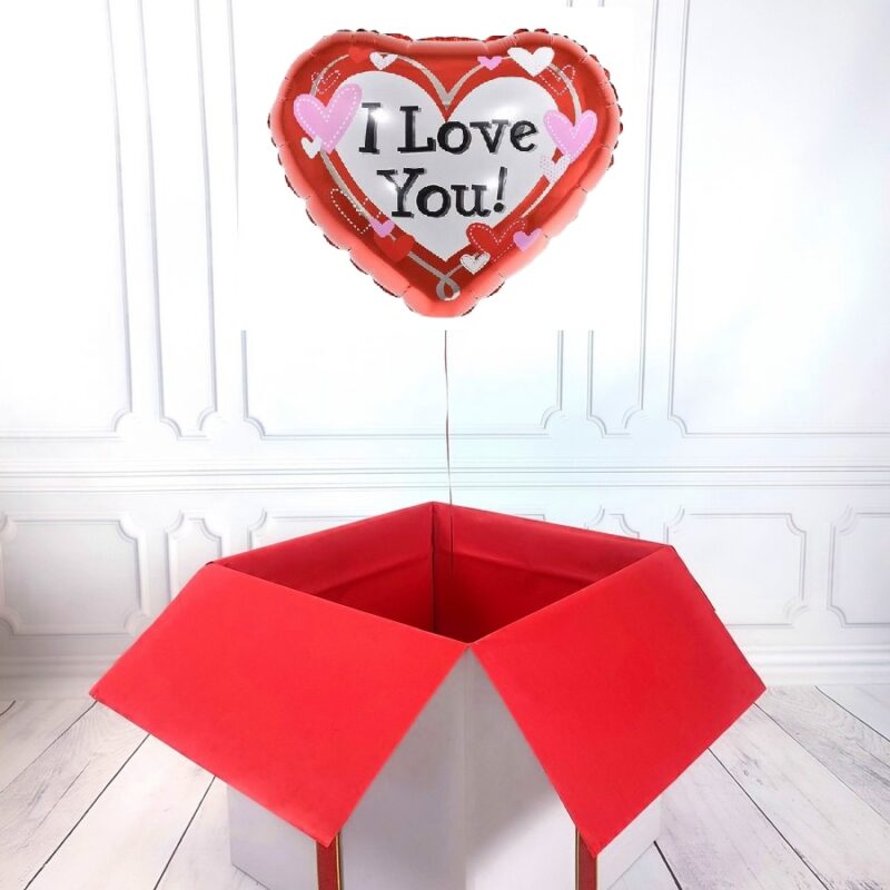 Box z balonem w kształcie serca - czerwone z napisem I Love You