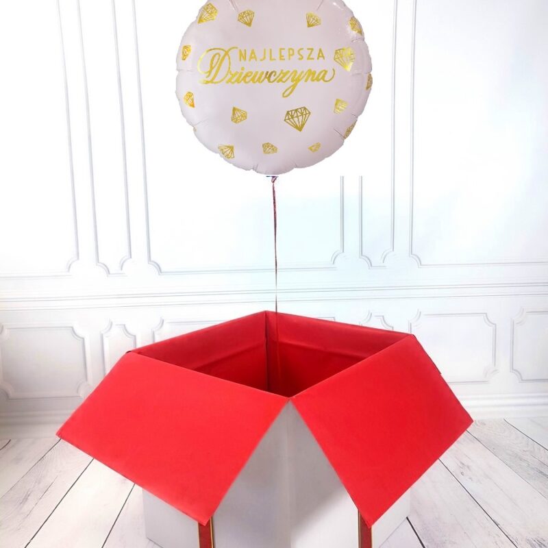 Box z balonem w kształcie serca z napisem NAJLEPSZA DZIEWCZYNA